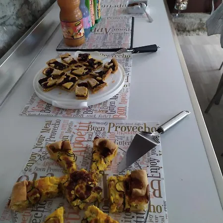 לינה וארוחת בוקר Le Lanterne